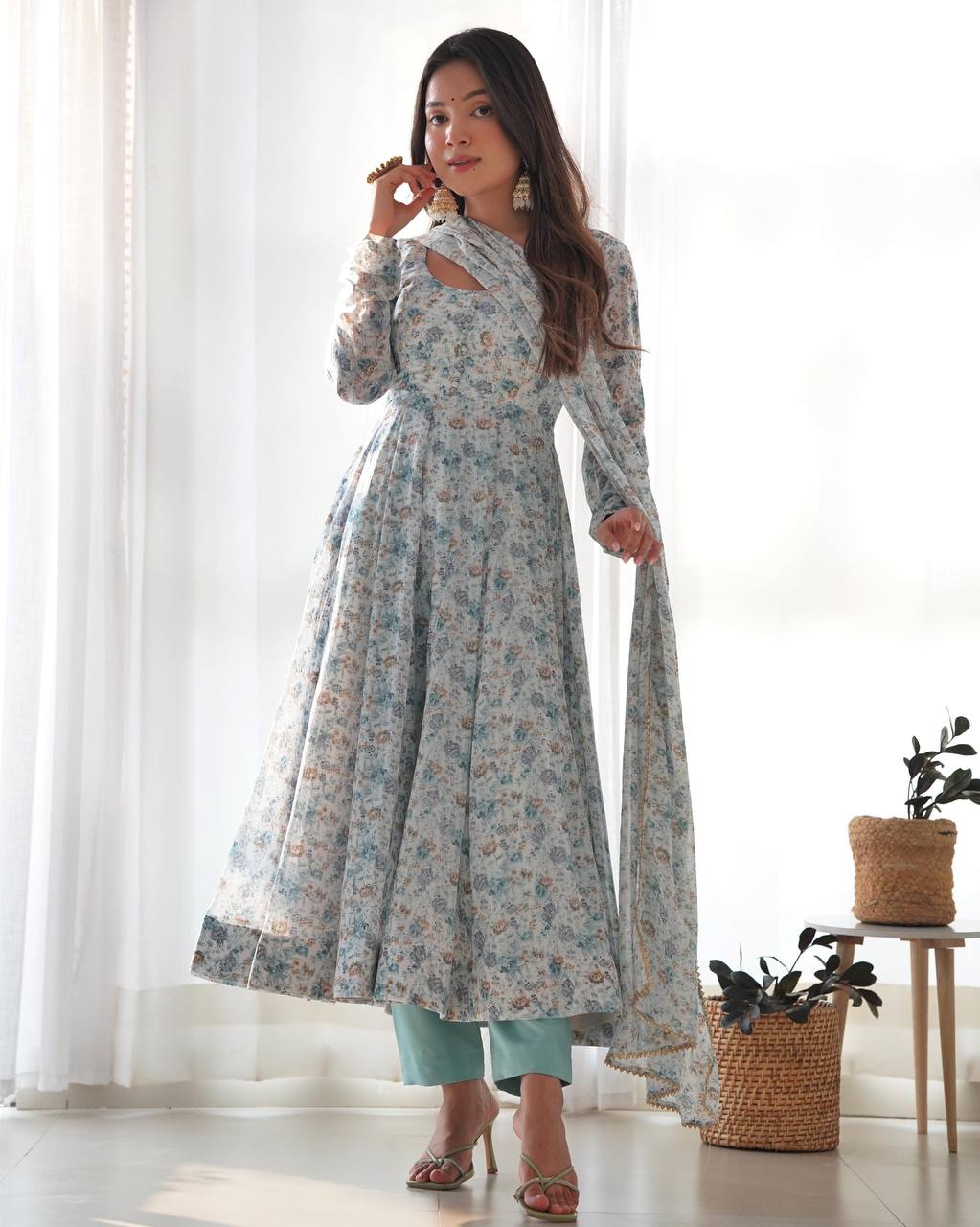 PURE CHIFFON FLORAL PRINT FABRIC FULLY FLAIR ANARKALI, WITH DUPPTA SET, PENT READY TO WEAR