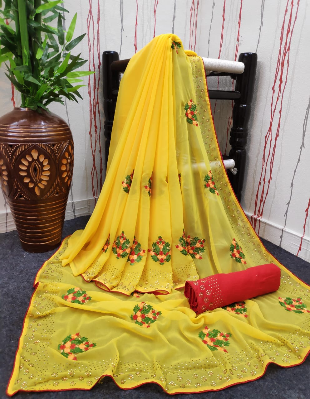 Gajari Georgette Embroidery Work With Banglory Silk Blouse Beutiful Simple look Saree for Womens