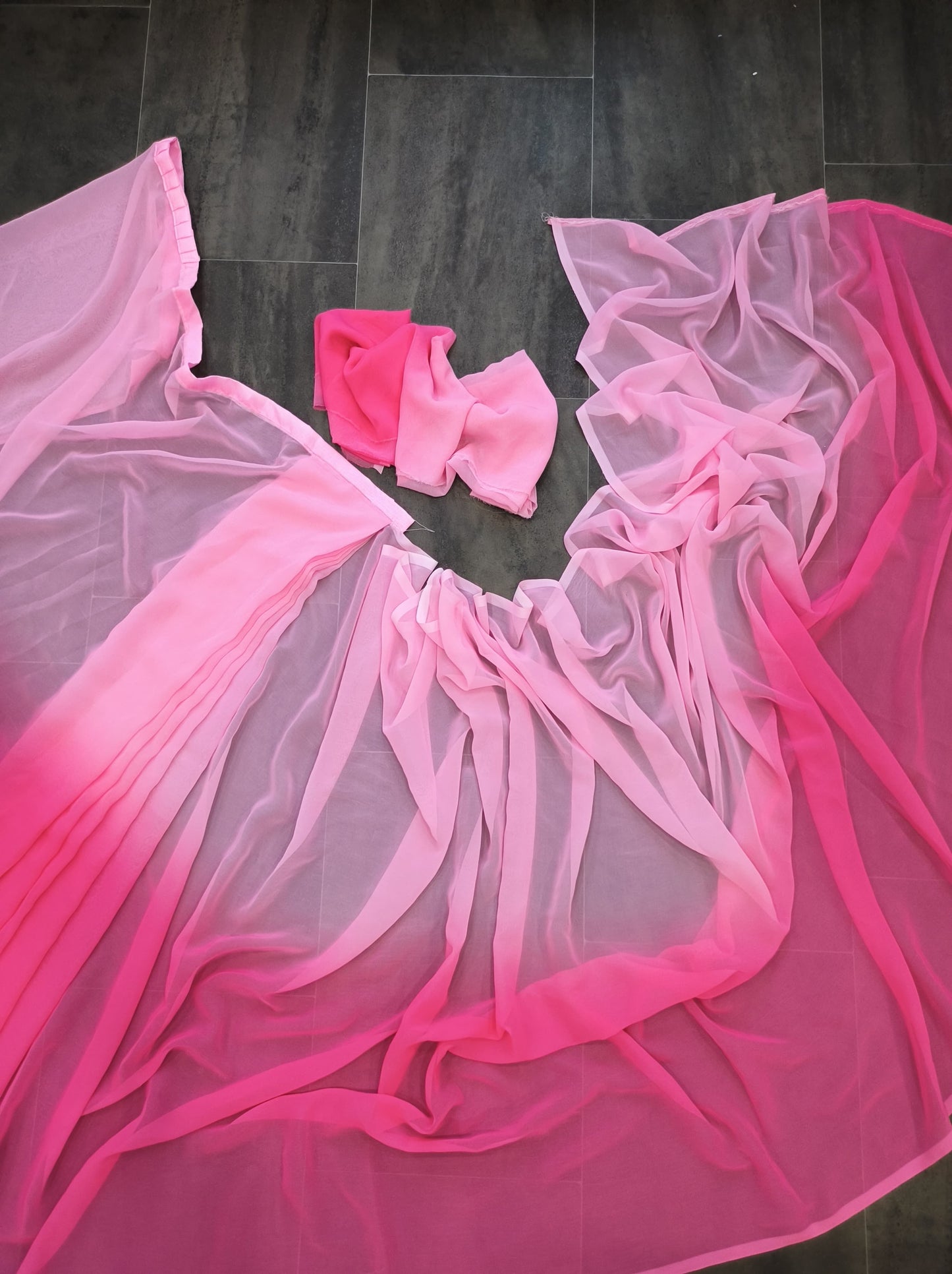 PINK&WHITE DESIGNER GEORGETTE DIGITAL PRINTED READY TO WEAR SAREE WITH UNSTICTHED BLOUSE