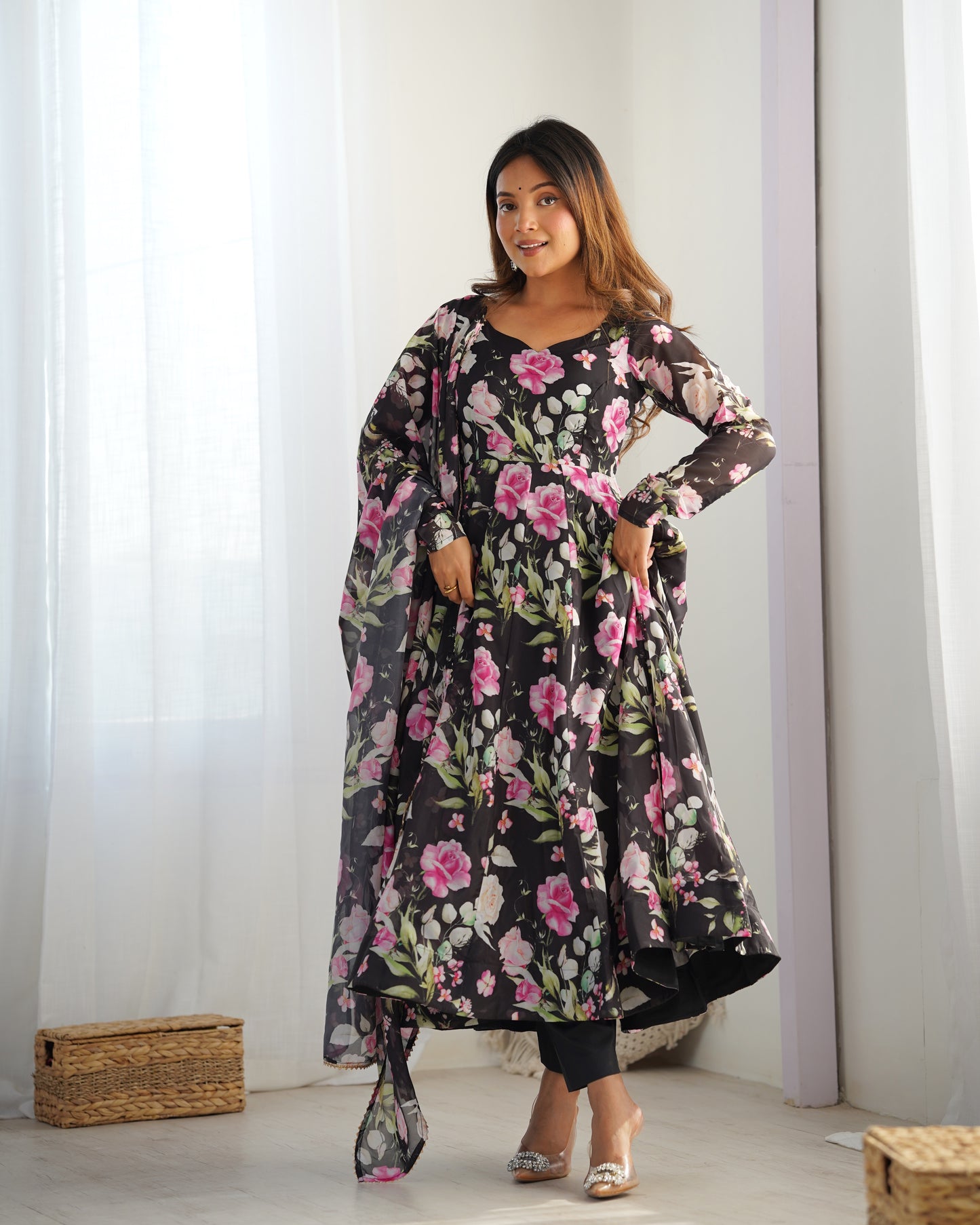 PURE SOFT ORGANZA SILK FABRIC FULLY FLAIR KALI PATTERN AND CANVAS PATTA WITH DUPPTA SET, PANT READY TO WEAR
