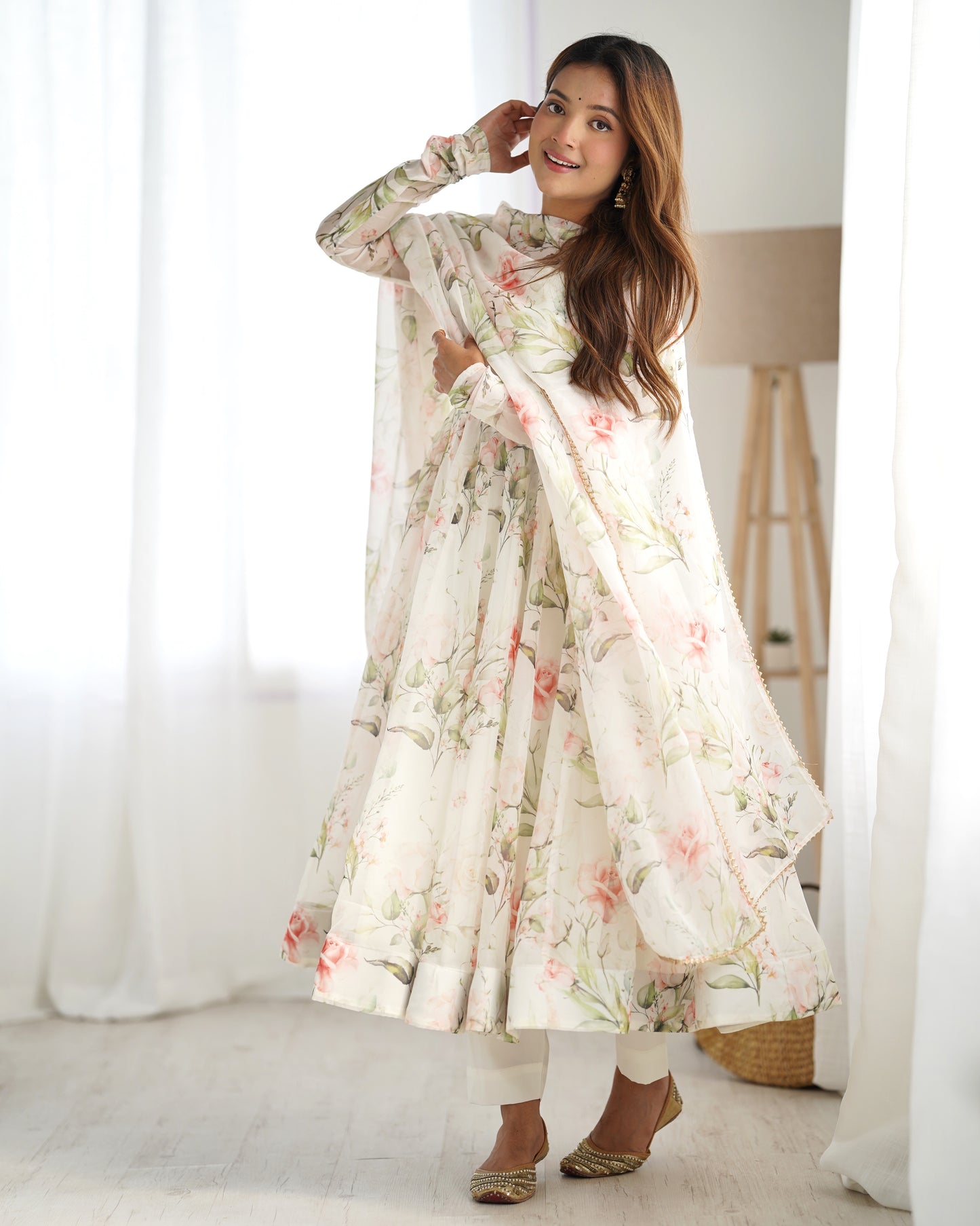 PURE SOFT ORGANZA SILK FABRIC FULLY FLAIR KALI PATTERN AND CANVAS PATTA WITH DUPPTA SET, PANT READY TO WEAR