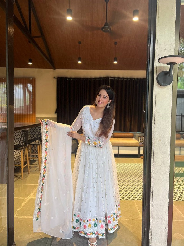White Georgette Embroidered Anarkali Suit Dealbazaarsonline.com White Georgette Embroidered Anarkali Suit Dealbazaarsonline.com