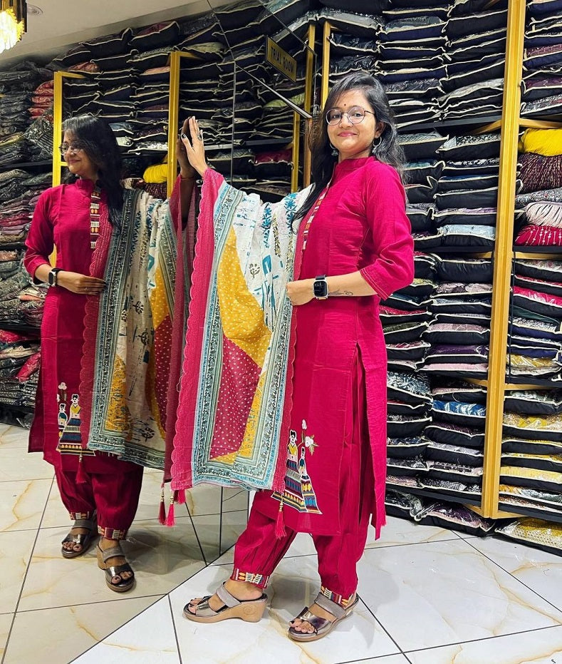 Womans Casual Wear Color Thread Work Kurti Pant With Dupatta
