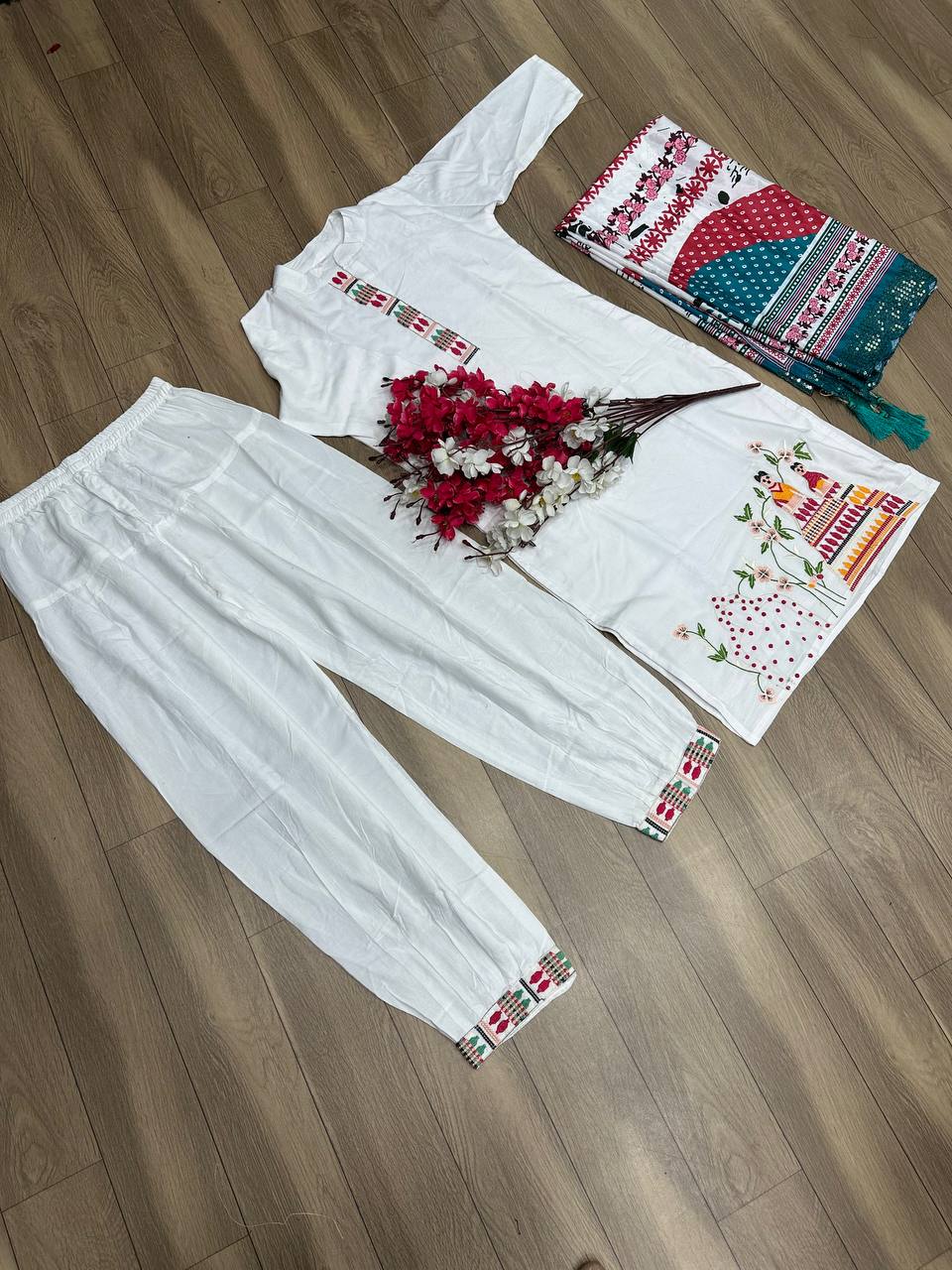 Womans Casual Wear Color Thread Work Kurti Pant With Dupatta