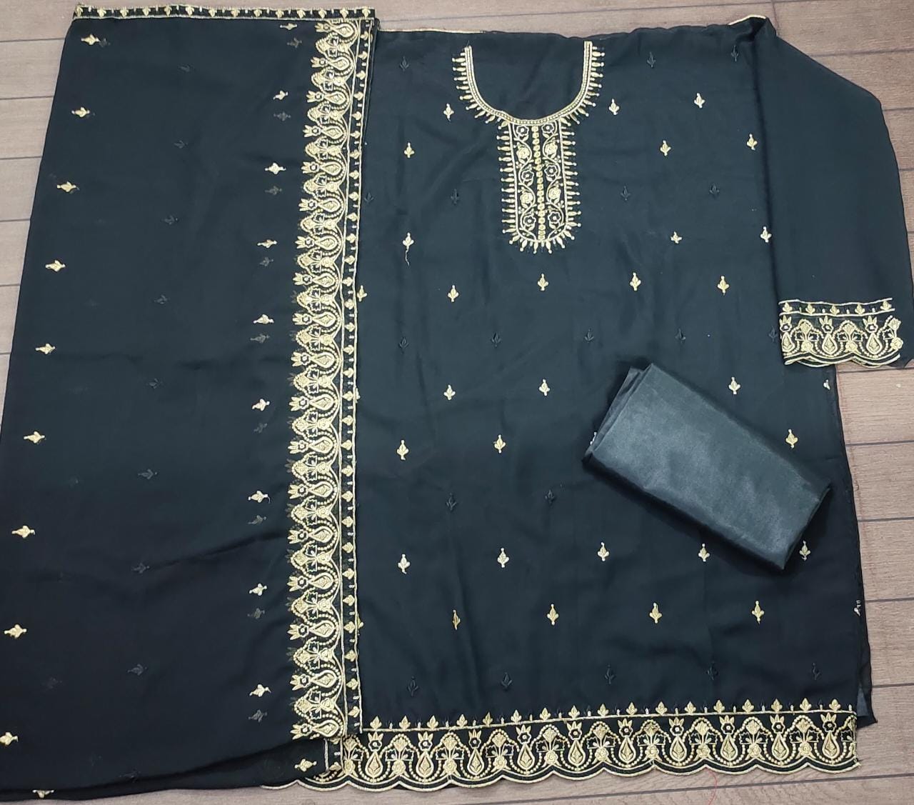 Punjabi Woman's Style Georgette zari & Embroidery Dupatta plazzo fancy salwar suit set
