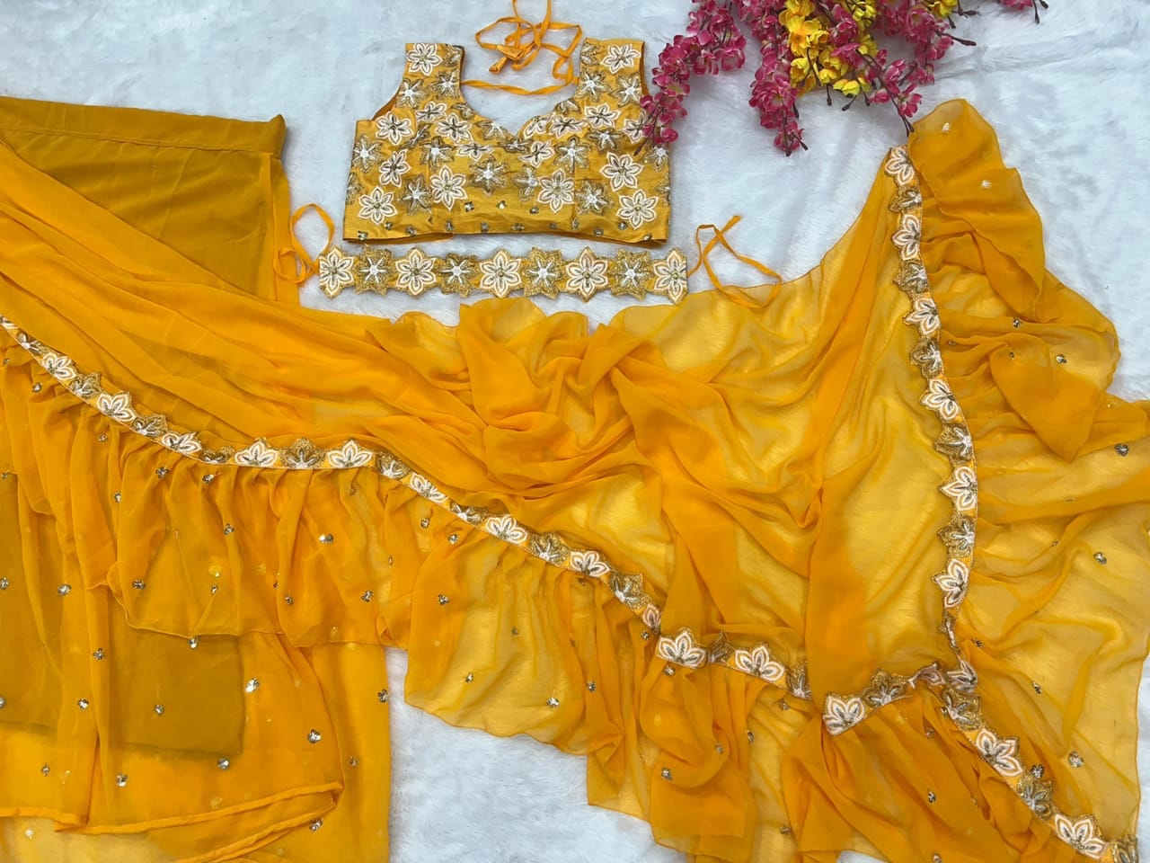 YELLOW NEW DESIGNER PARTY WEAR LAHENGA SAREE WITH STICH BLOUSE WITH EMBROIDERY WORK SAREE BEST FOR HALDI FUNCTION