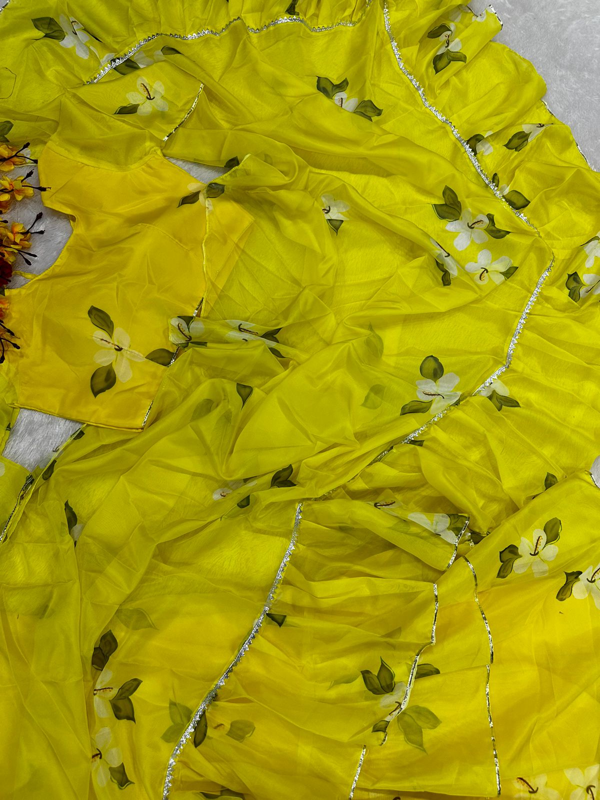 NEW DESIGNER PARTY WEAR LAHENGA SAREE WITH STICH CHOLI WITH EMBROIDERY WORK
