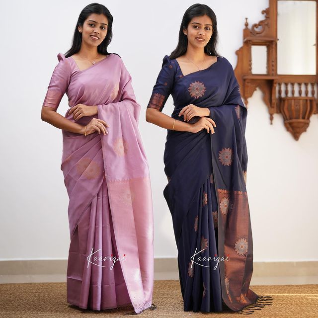 Floral Woven Kanjeevaram Saree with Contrast Border With Beautiful Zahlar