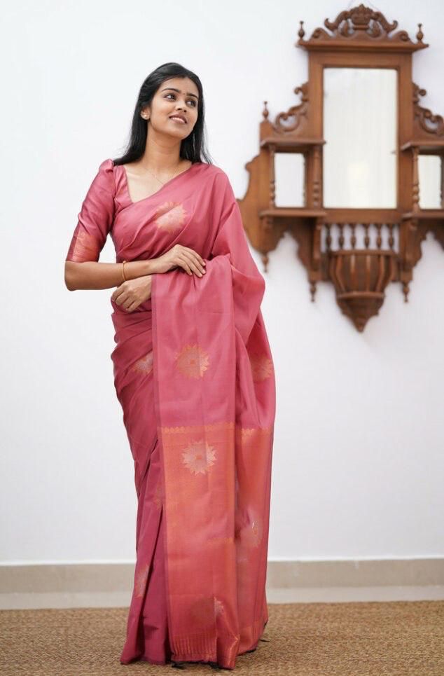 Floral Woven Kanjeevaram Saree with Contrast Border With Beautiful Zahlar