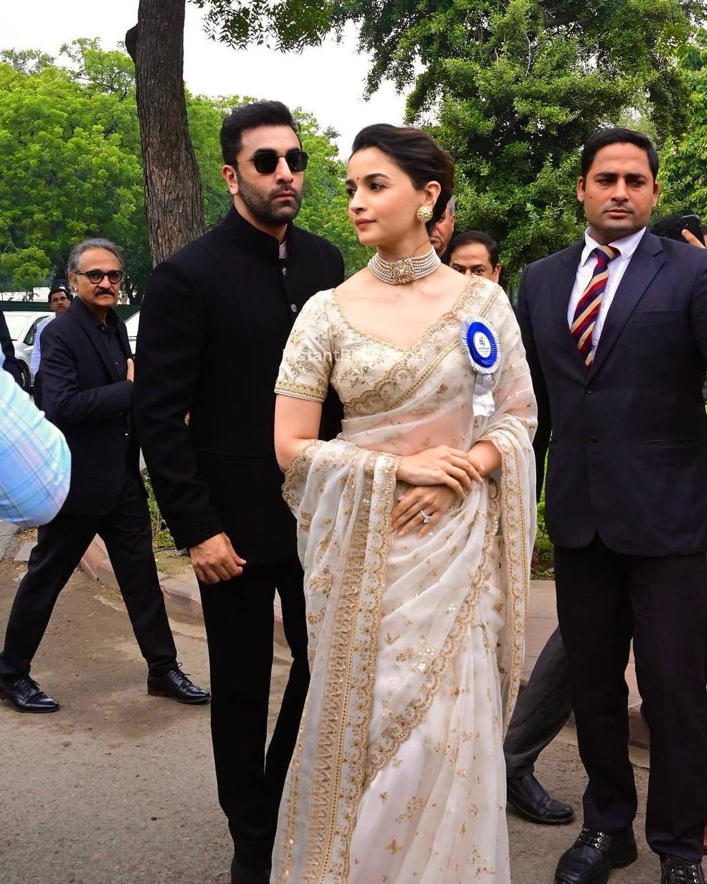 Alia Bhatt Inspired Off White Organza Silk Saree With Embroidery Work, Designer Saree, Bollywood Ready To Wear Saree