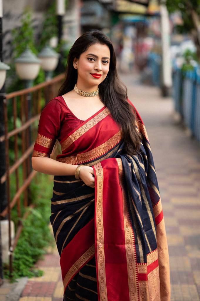 Designer Soft Litchi Silk Lace Border Saree With Unstitched Blouse