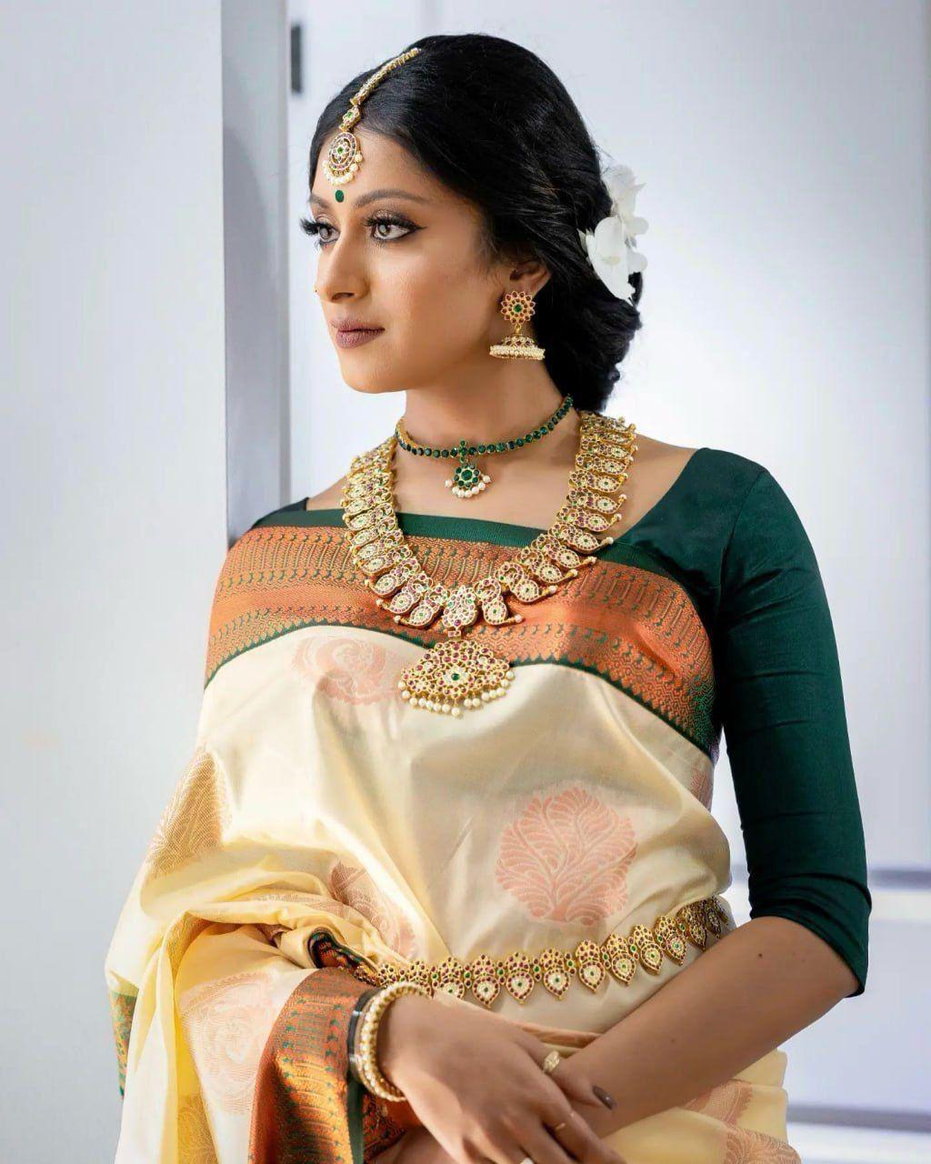 White Green Floral Woven Soft Lichi Silk Saree with Unstitched Blouse Piece