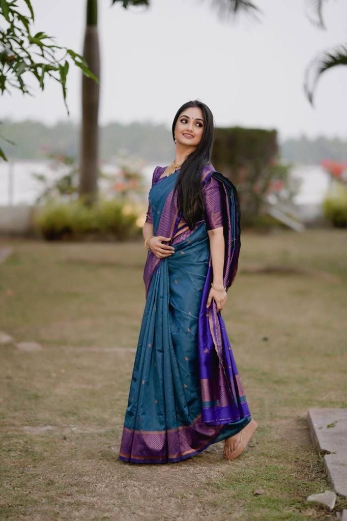 Blue & Rama Banarasi Style Pure Kanjivaram Silk Jacquard Saree With Un-Stiched Blouse