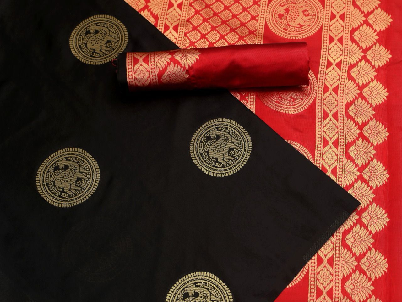 Attractive Black and Red Colour Lichi Silk saree With Beautiful Rich Pallu And Jaquard Work On all Over The Saree