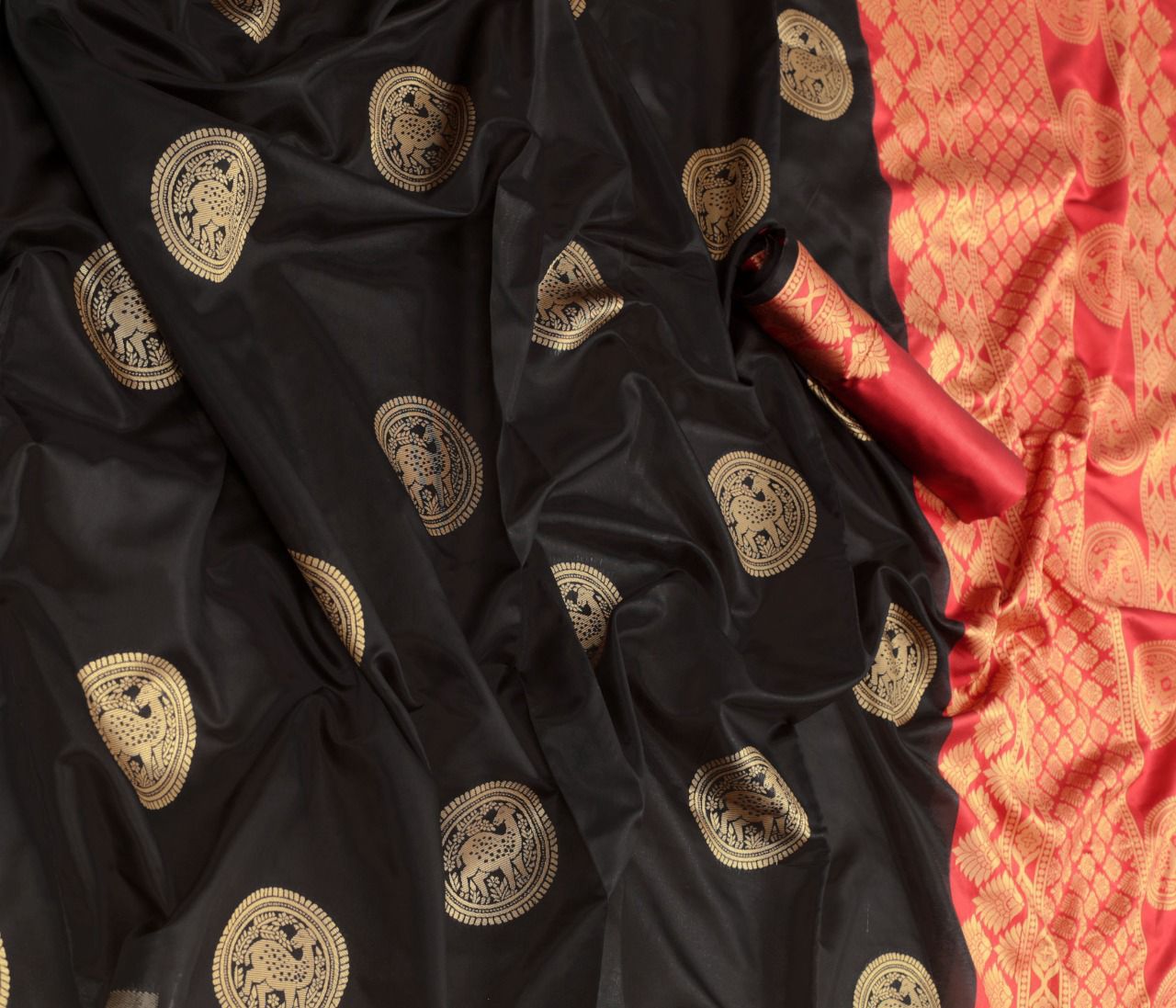 Attractive Black and Red Colour Lichi Silk saree With Beautiful Rich Pallu And Jaquard Work On all Over The Saree