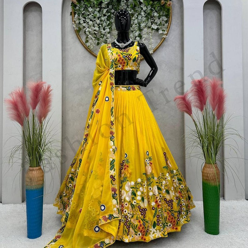 Designer Attractive PartyWear Floral Printed Lehenga choli with dupatta, Haldi outfit , Bridesmaid Dress, Yellow Printed Lehenga