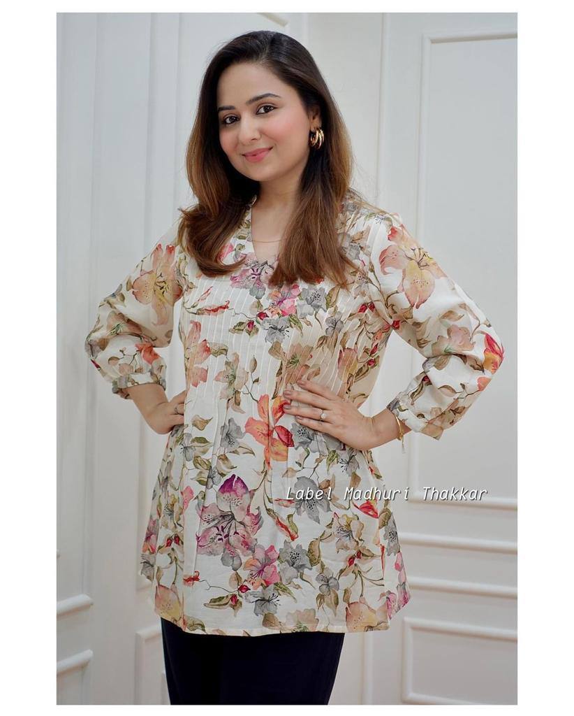 FLORAL MUSLIN STYLISH TUNIC SHORT KURTA FOR GIRLS AND WOMEN WESTERN TOPS