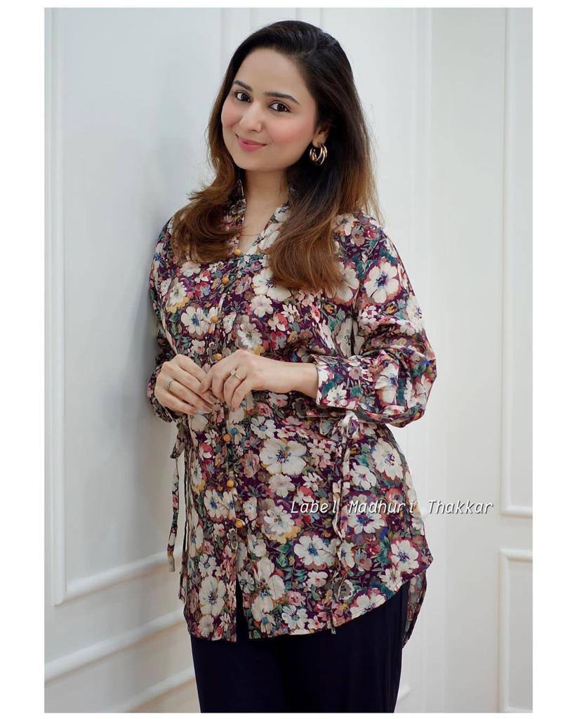 FLORAL MUSLIN STYLISH TUNIC SHORT KURTA FOR GIRLS AND WOMEN WESTERN TOPS