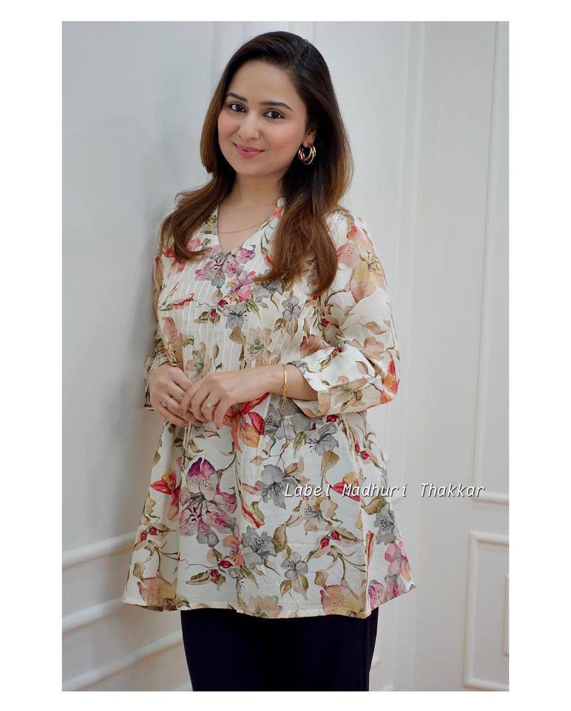 FLORAL MUSLIN STYLISH TUNIC SHORT KURTA FOR GIRLS AND WOMEN WESTERN TOPS
