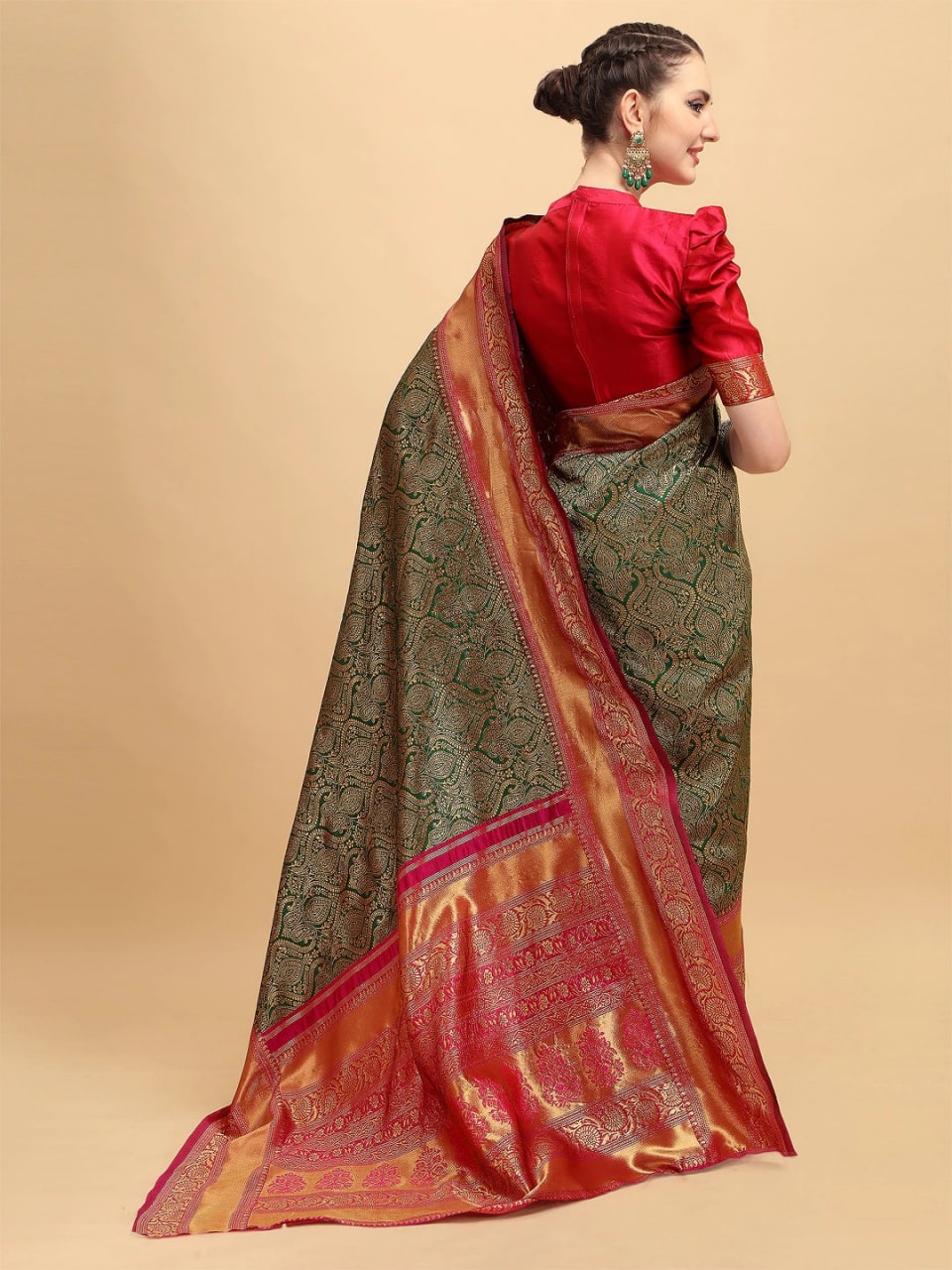GREEN-RED INDIAN TRADITIONAL WEAR COLLECTION BEAUTIFUL STYLISH FANCY COLORFUL PARTY WEAR & OCCASIONAL WEAR BANARASI SILK SAREE
