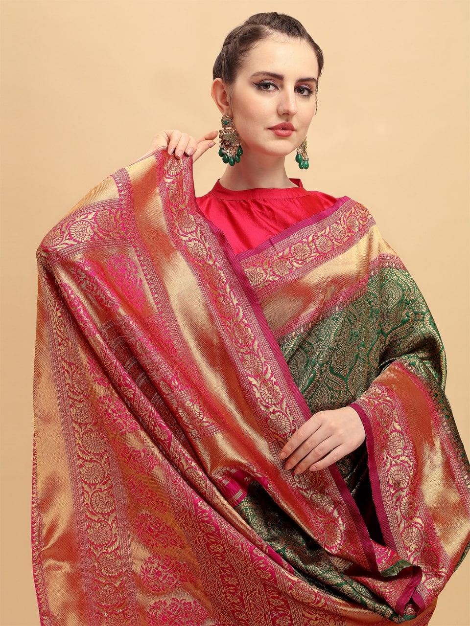 GREEN-RED INDIAN TRADITIONAL WEAR COLLECTION BEAUTIFUL STYLISH FANCY COLORFUL PARTY WEAR & OCCASIONAL WEAR BANARASI SILK SAREE