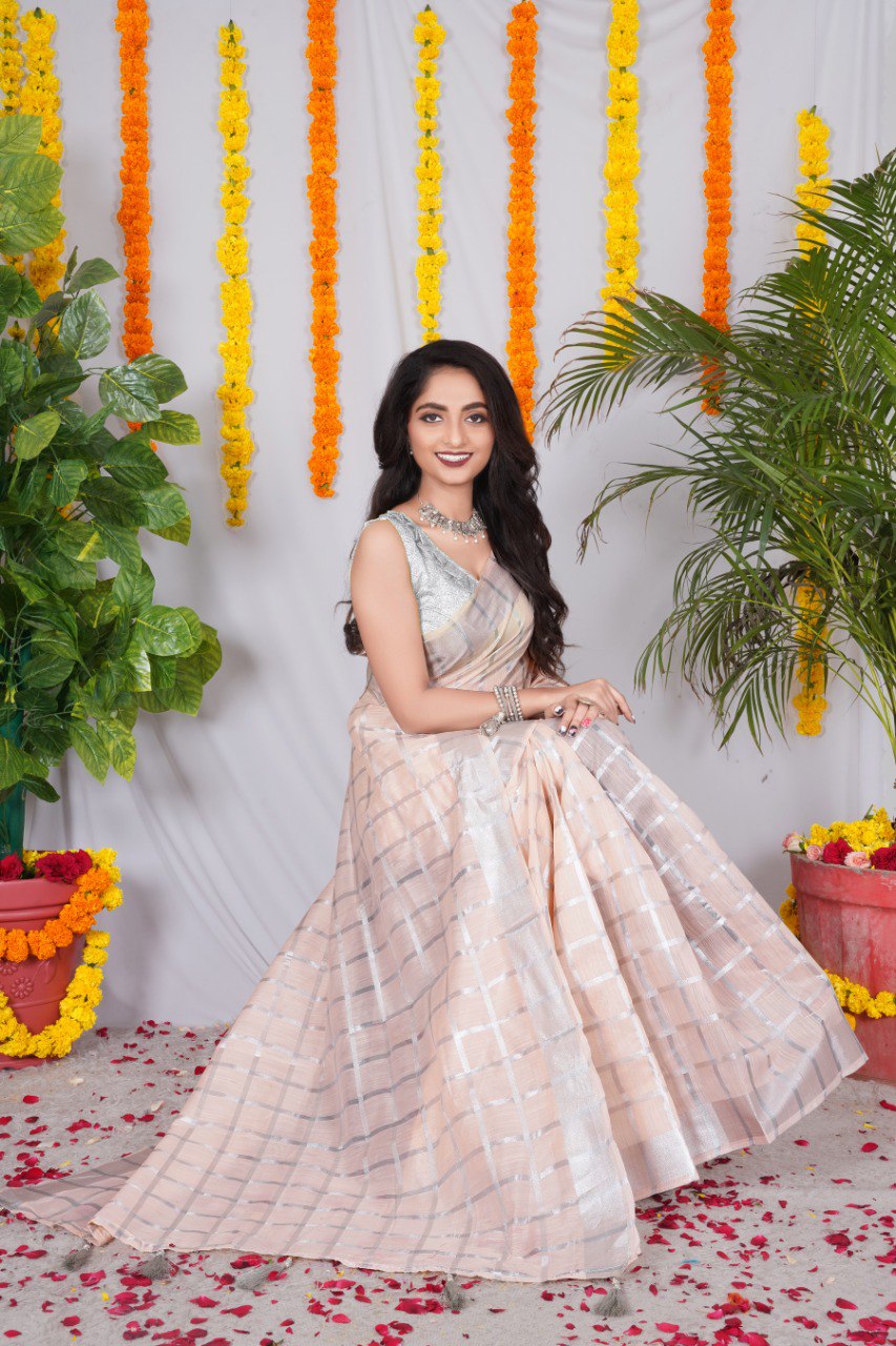Trending Wedding Wear Real Silver Zari Border Silk Cotton Sarees, With Stitched Blouse