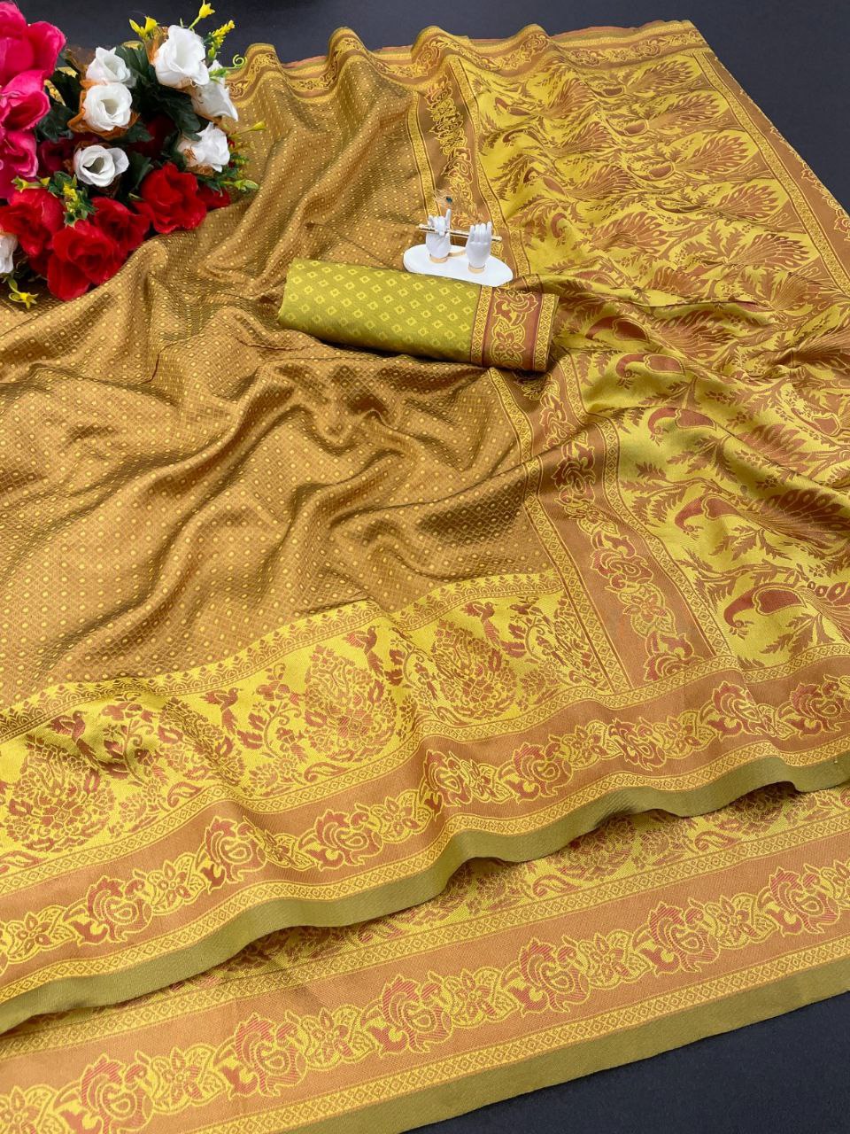 Jacquard Work Weaving Softy Silk Litchi Silk Saree (Separate Blouse Piece) traditional wear Saree