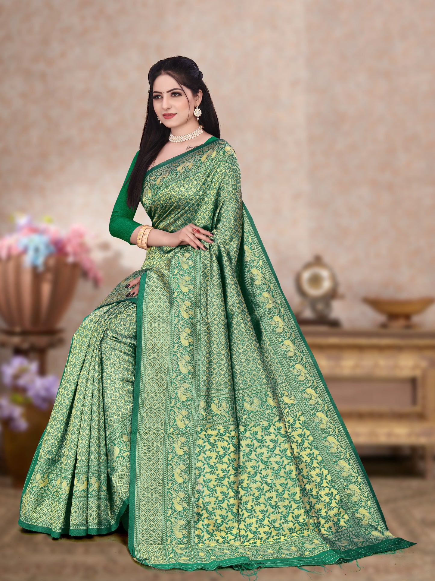 Breathable Organic Banarasi Silk Sarees For Intimate And Big Fat Indian Weddings