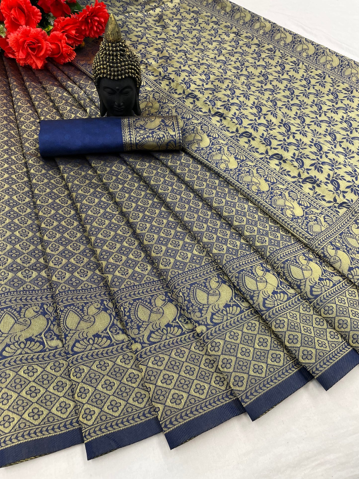 Breathable Organic Banarasi Silk Sarees For Intimate And Big Fat Indian Weddings