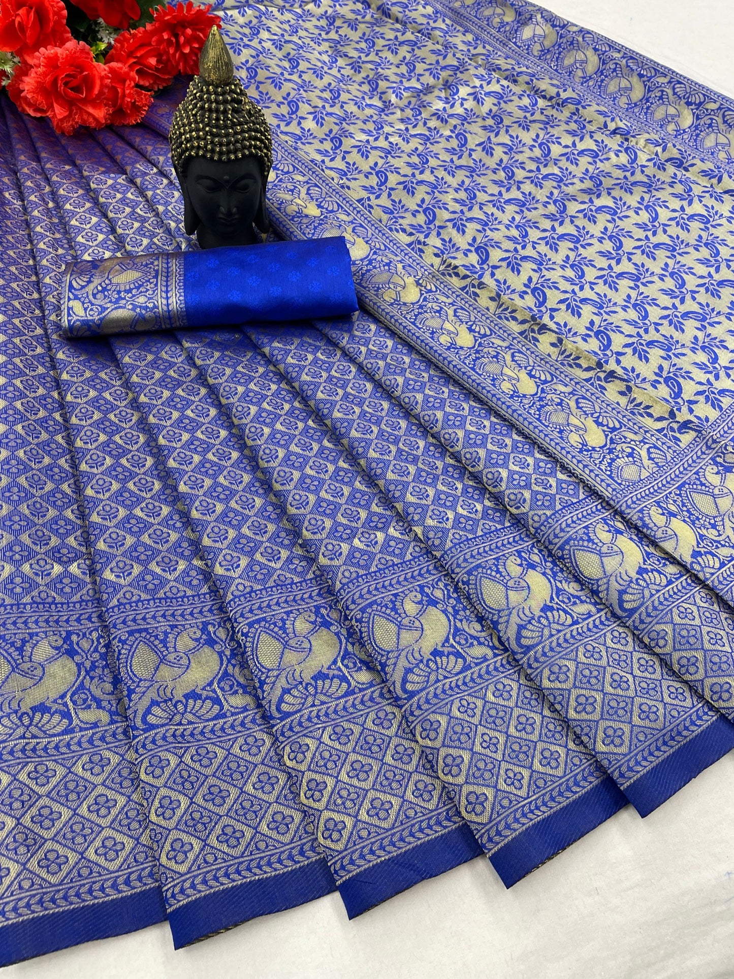 Breathable Organic Banarasi Silk Sarees For Intimate And Big Fat Indian Weddings