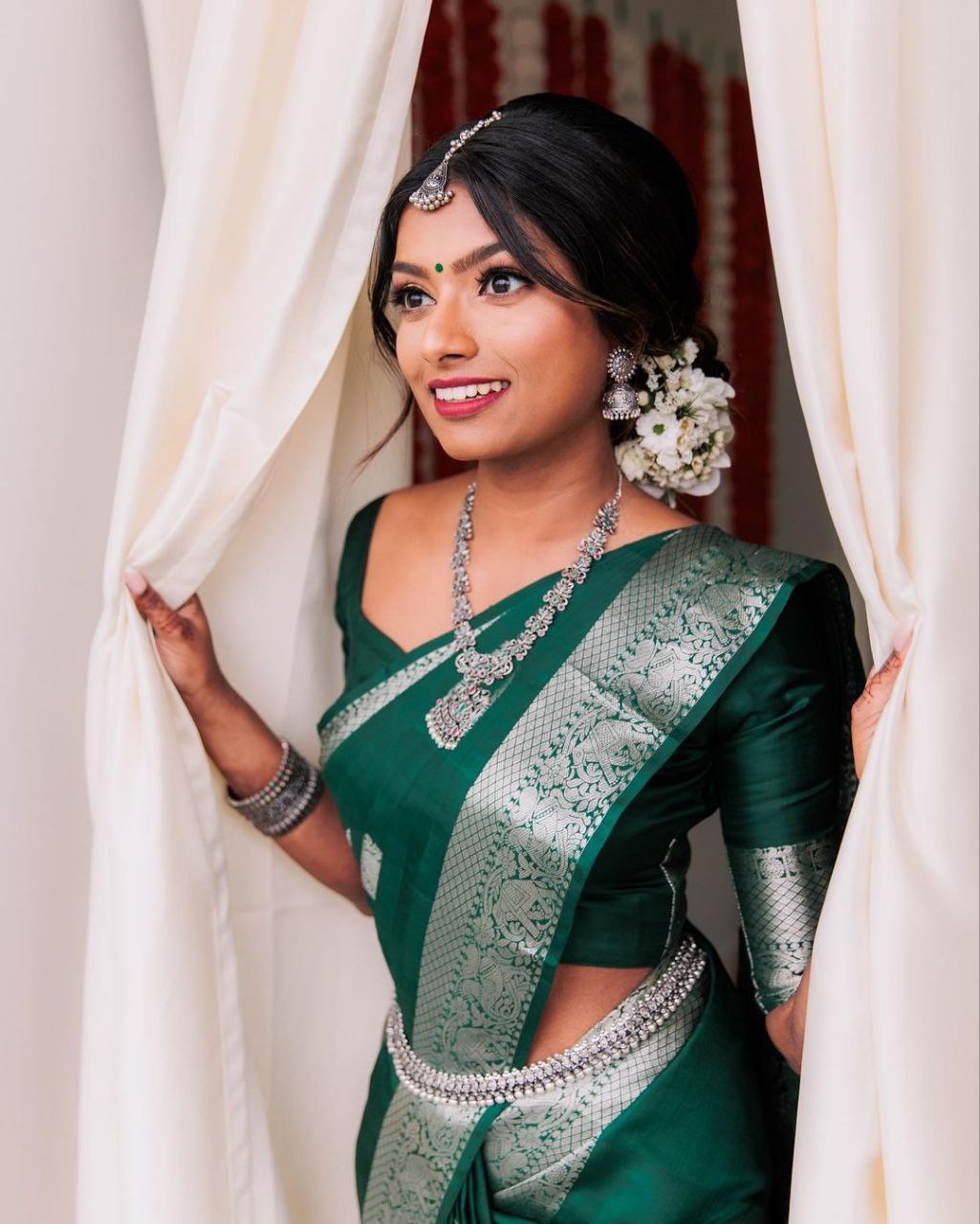 Sizzling Dark Green Soft Banarasi Silk Saree With Shining Silver Border And Beautiful Blouse Piece