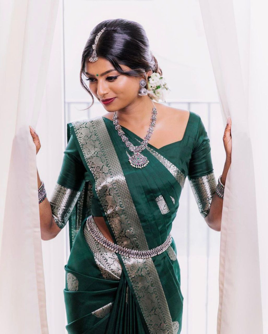Sizzling Dark Green Soft Banarasi Silk Saree With Shining Silver Border And Beautiful Blouse Piece