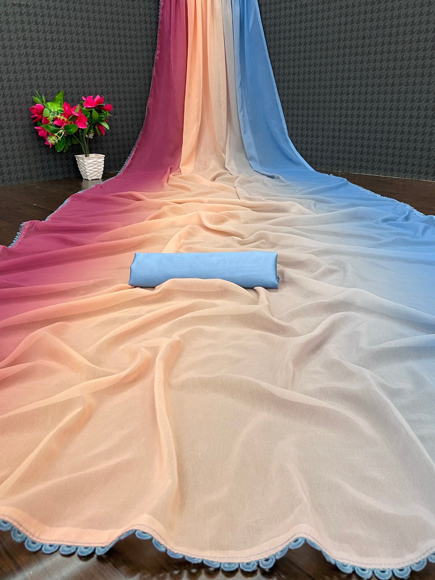 Multicolor Printed, Solid Plain Bollywood Fancy Trendy Georgette Saree