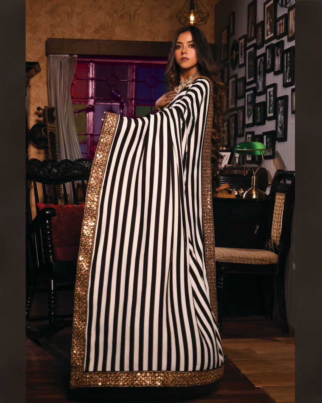 Women's Black and White Striped With Lace Embellsihed Georgette Saree With Tafeta Silk Blouse