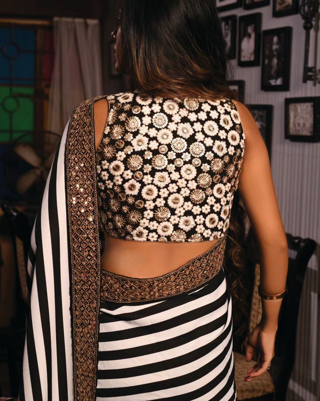 Women's Black and White Striped With Lace Embellsihed Georgette Saree With Tafeta Silk Blouse