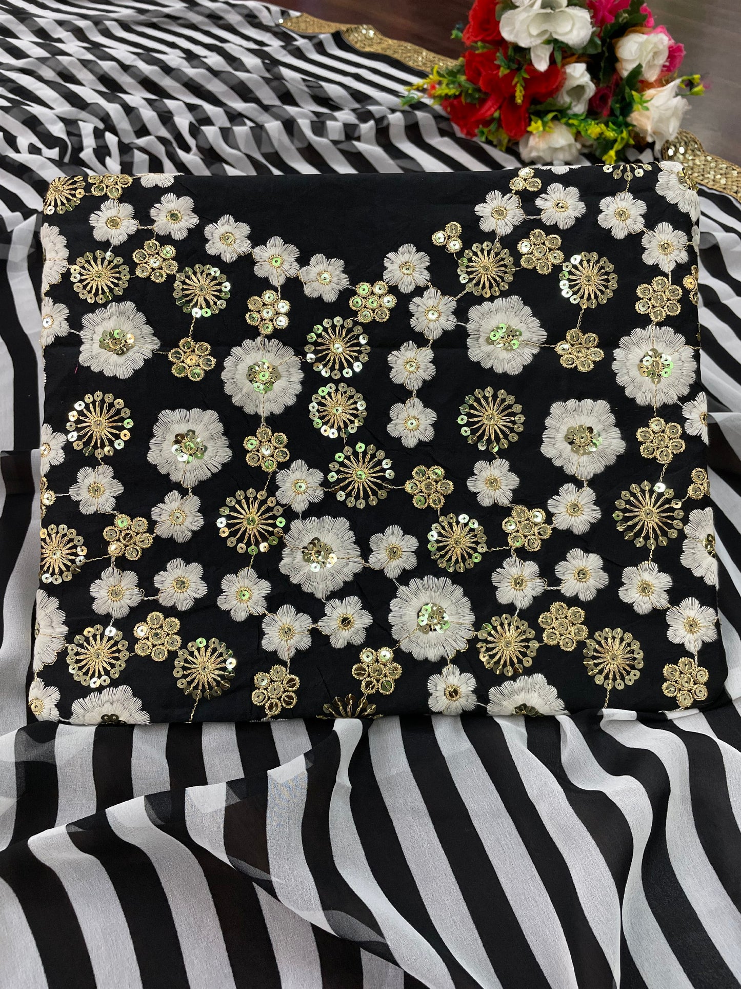 Women's Black and White Striped With Lace Embellsihed Georgette Saree With Tafeta Silk Blouse