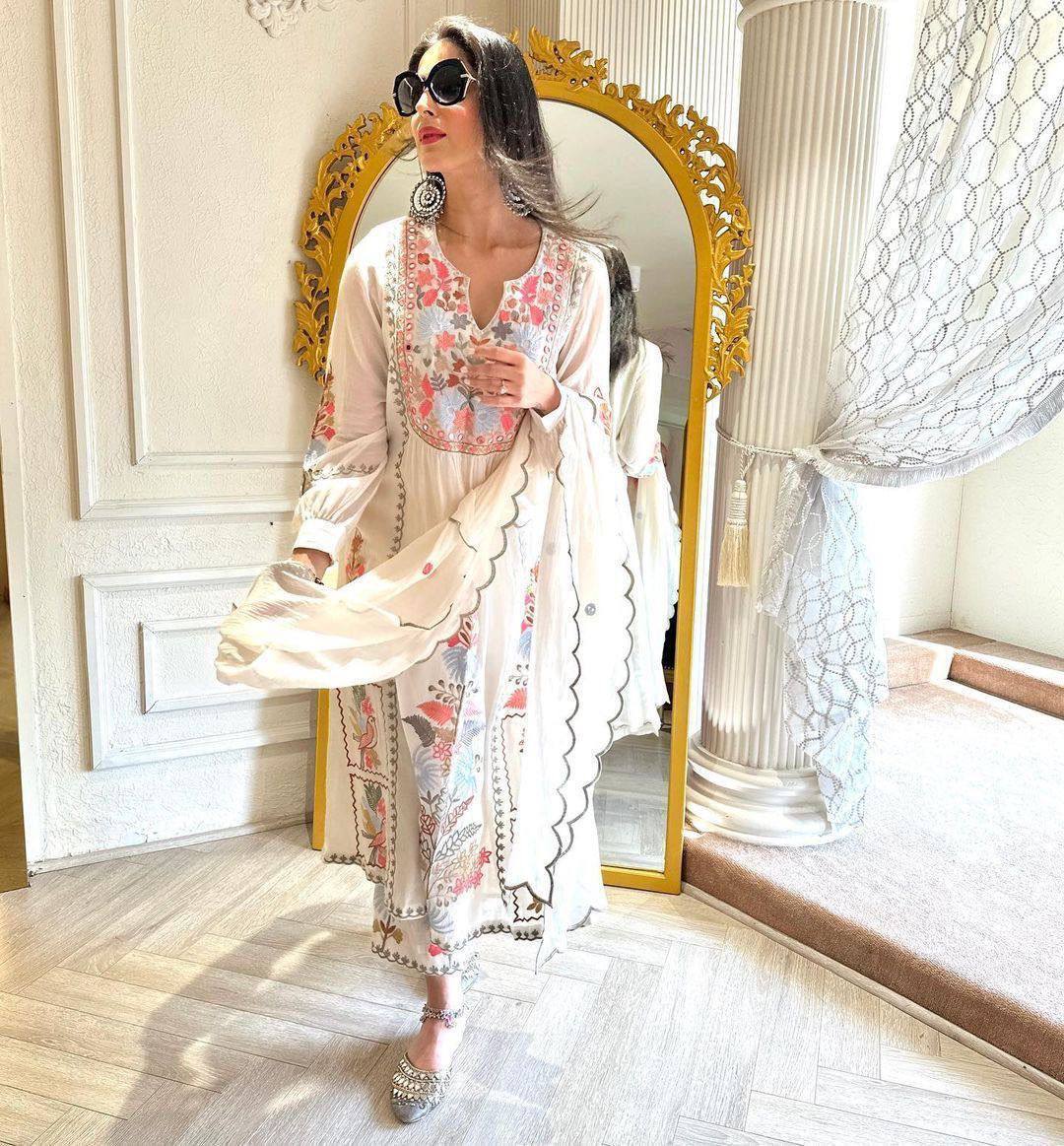 White Embroidered Heavy Georgette Kurta Set with Palazzo Pant and Dupatta