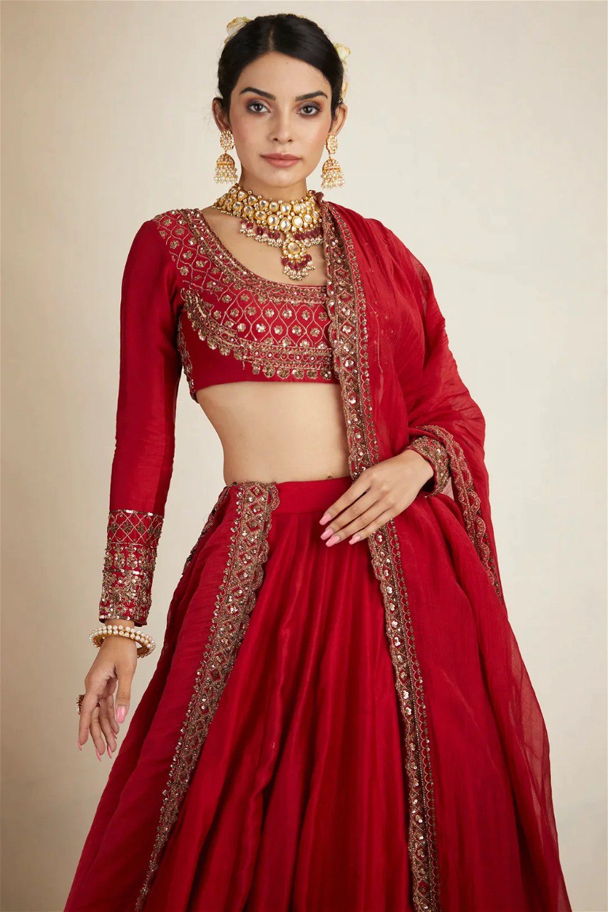 Red Chanderi Embroidered Thread Sequnce Work With Nakshi Scoop Neck Lehenga Set For Women