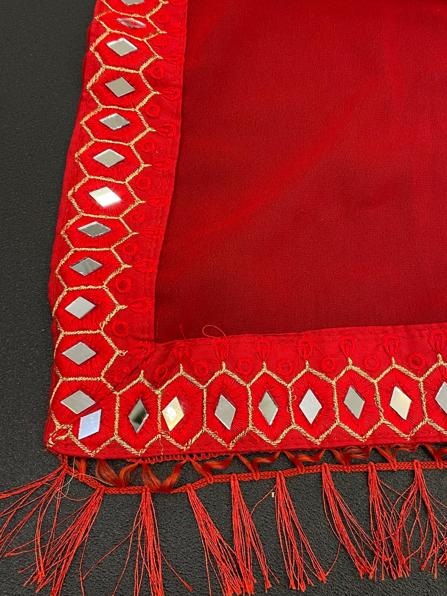 Red Color Women's Bollywood Fancy Georgette Saree With Unstitched Mirror Worked Blouse