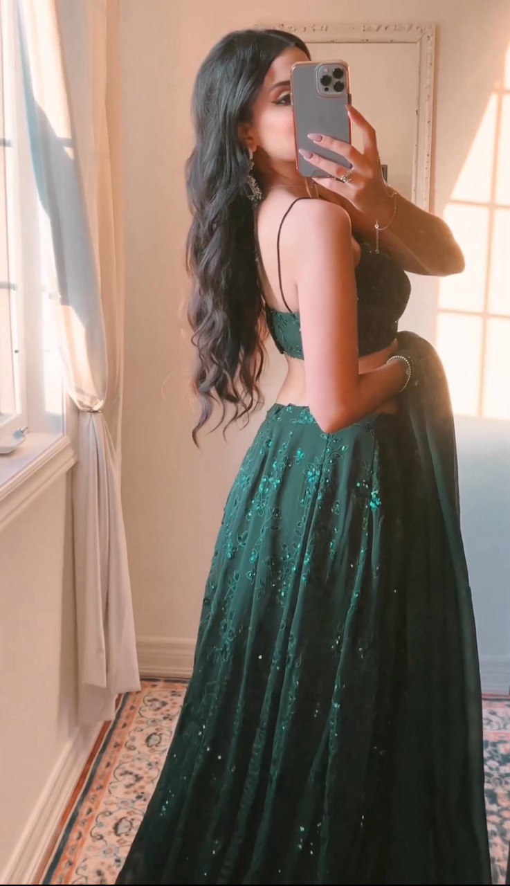 Green Designer lehenga choli Indian wedding wear embroidered Semi stitched lehenga choli with dupatta