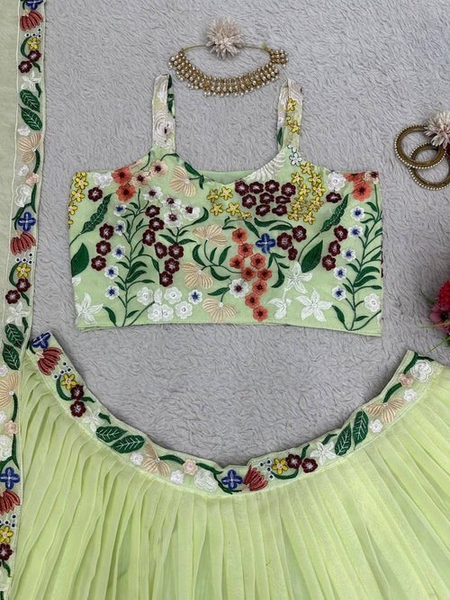 Designer Attractive PartyWear Floral Printed Lehenga choli with dupatta, Haldi outfit , Bridesmaid Dress, Yellow Printed Lehenga
