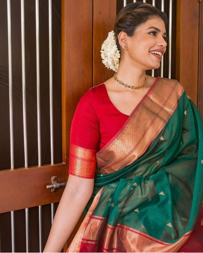 Green Women's Heavy Banarasi Silk Woven Pattern Modern Jacquard Work Most Trendy and Famous 5.5 Meter Saree with  fully Jacquard Trendy Work Blouse Peice.