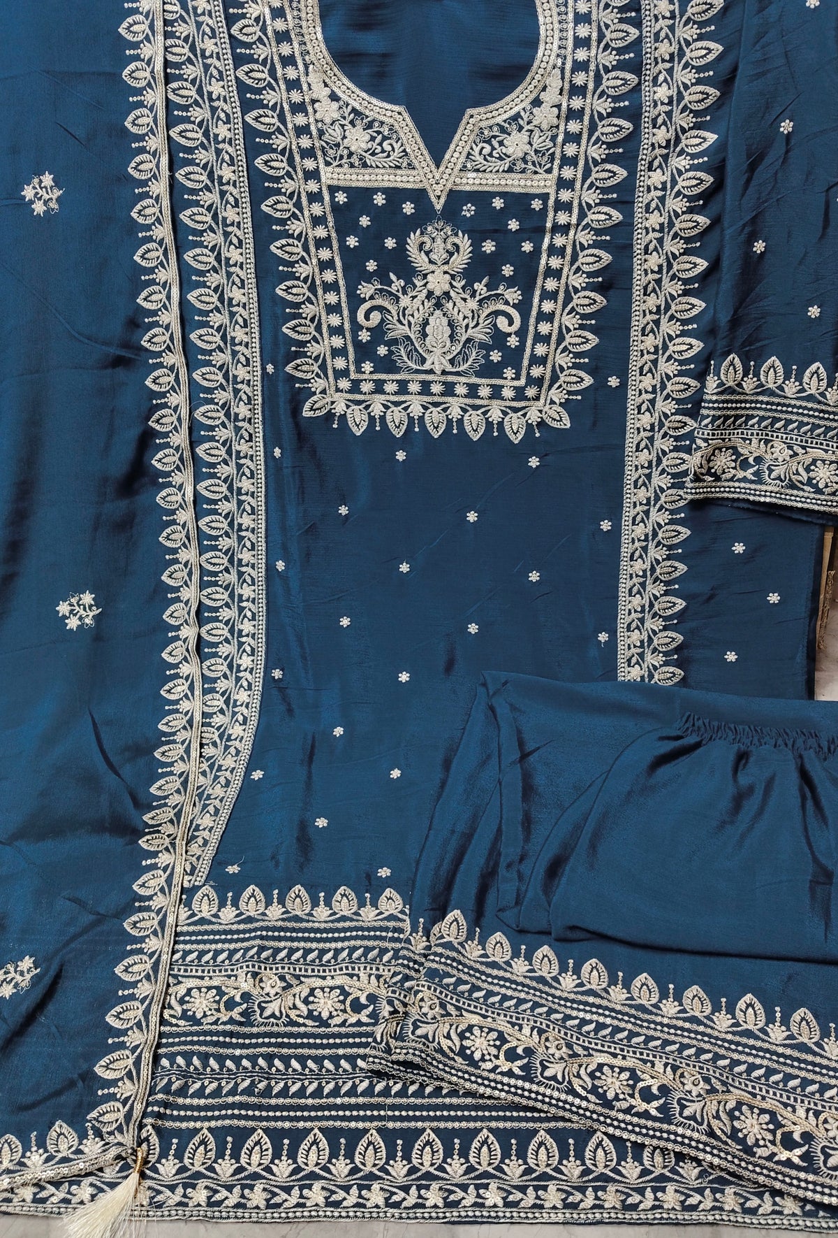 Pakistani Look Heavy Chinon Sequence Embroidery Wonderful Semi-Stitched Salwar Suit Material