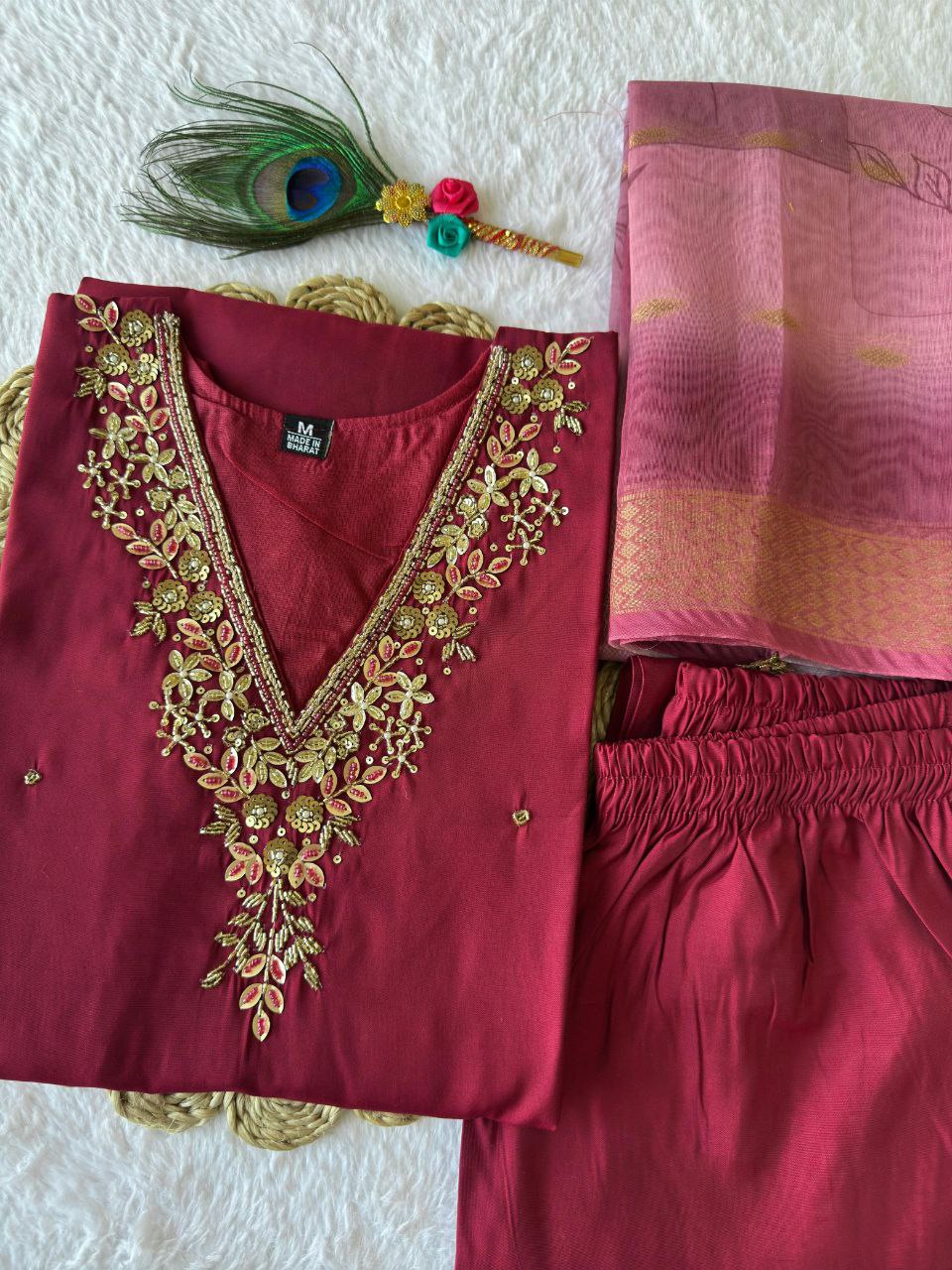 Designers Kurta Pent Set, Premium Roman Silk & Kurta Full Inner Cotton with Hand Work Neckline, Dupatta Heavy Chanderi jacquard With Digital Print With Latkan