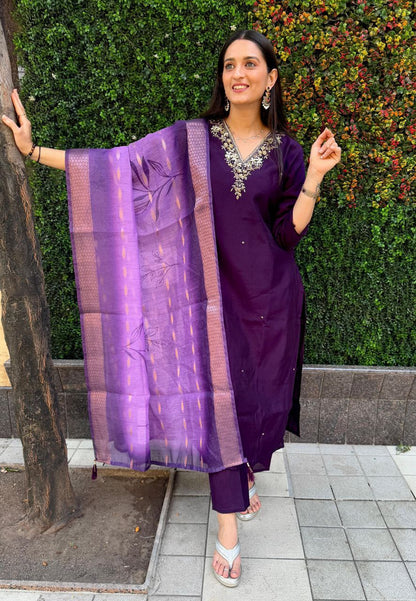 Designers Kurta Pent Set, Premium Roman Silk & Kurta Full Inner Cotton with Hand Work Neckline, Dupatta Heavy Chanderi jacquard With Digital Print With Latkan