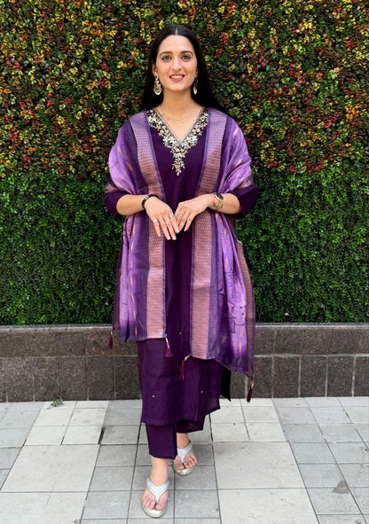 Designers Kurta Pent Set, Premium Roman Silk & Kurta Full Inner Cotton with Hand Work Neckline, Dupatta Heavy Chanderi jacquard With Digital Print With Latkan