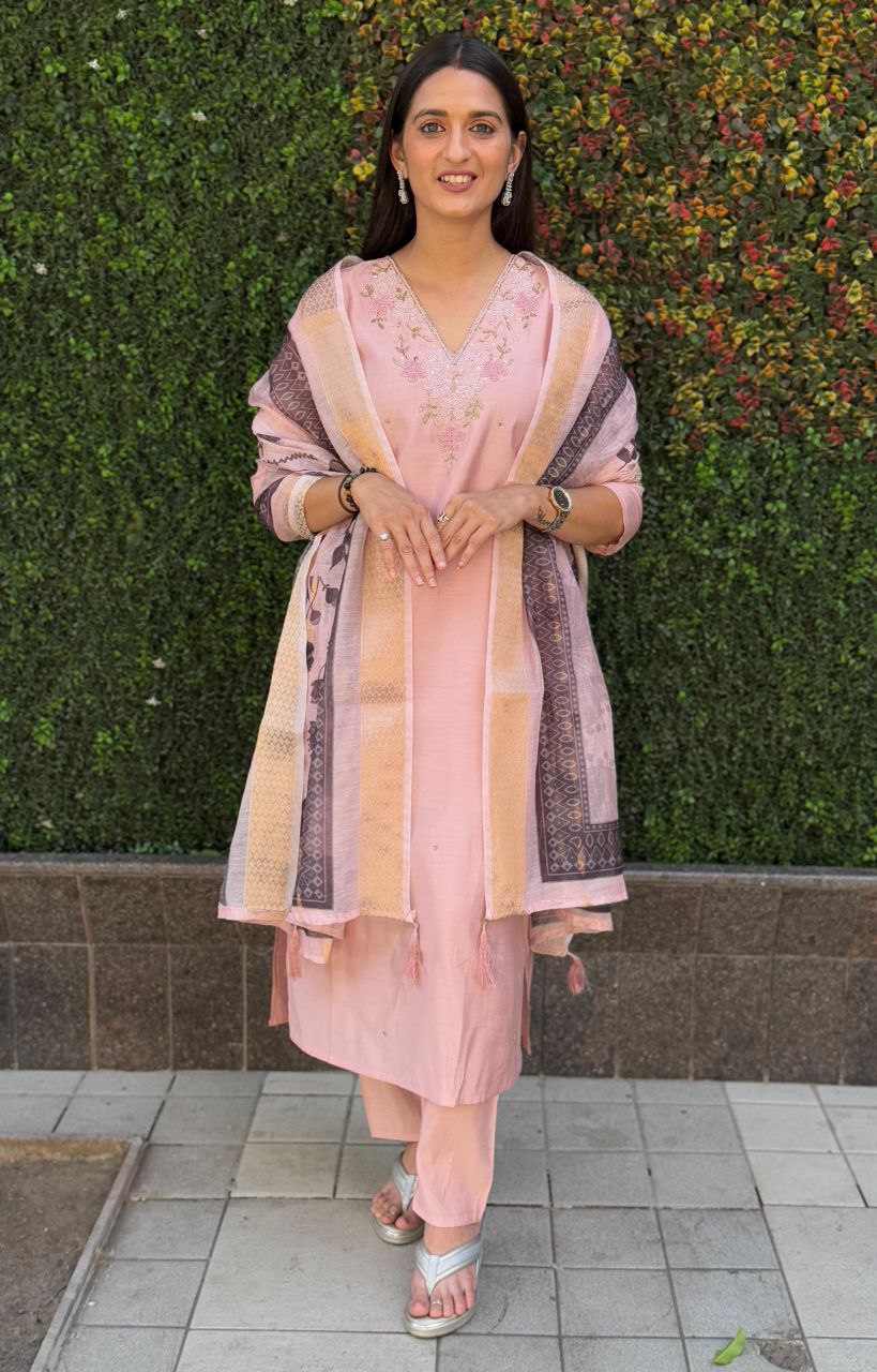 Designers Kurta Pent Set, Premium Roman Silk & Kurta Full Inner Cotton with Hand Work Neckline, Dupatta Heavy Chanderi jacquard With Digital Print With Latkan