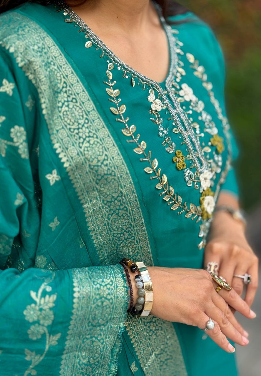 Designers Kurti Pent Dupatta Set, Premium Roman Silk, Dupatta Hevay Quality Nylon Muslin jacquard With Latkan, Hand Work, Cotton Inner (Full)