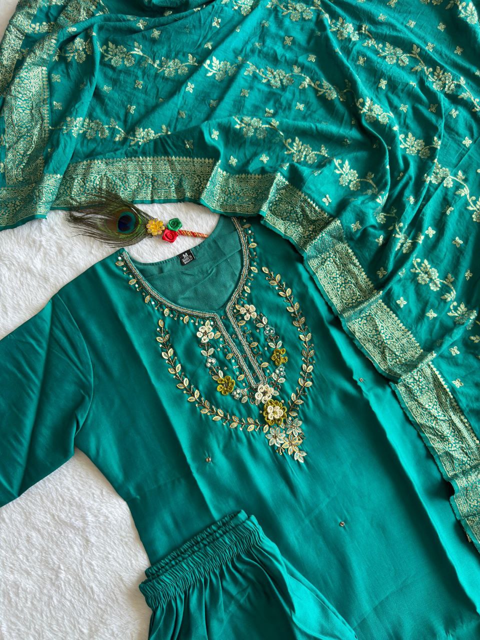 Designers Kurti Pent Dupatta Set, Premium Roman Silk, Dupatta Hevay Quality Nylon Muslin jacquard With Latkan, Hand Work, Cotton Inner (Full)