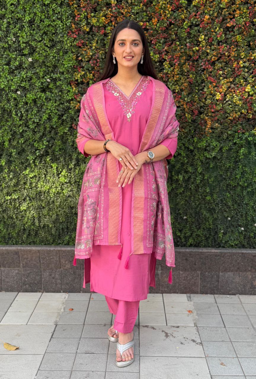 Designers Kurta Pent Set, Premium Roman Silk & Kurta Full Inner Cotton with Hand Work Neckline, Dupatta Heavy Chanderi jacquard With Digital Print With Latkan